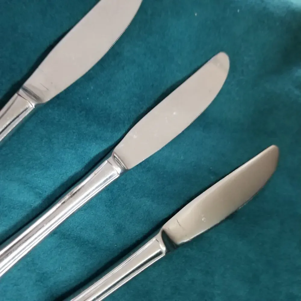 Set Of 3 Oneida Gatsby Knives Northland Stainless 8 3/4